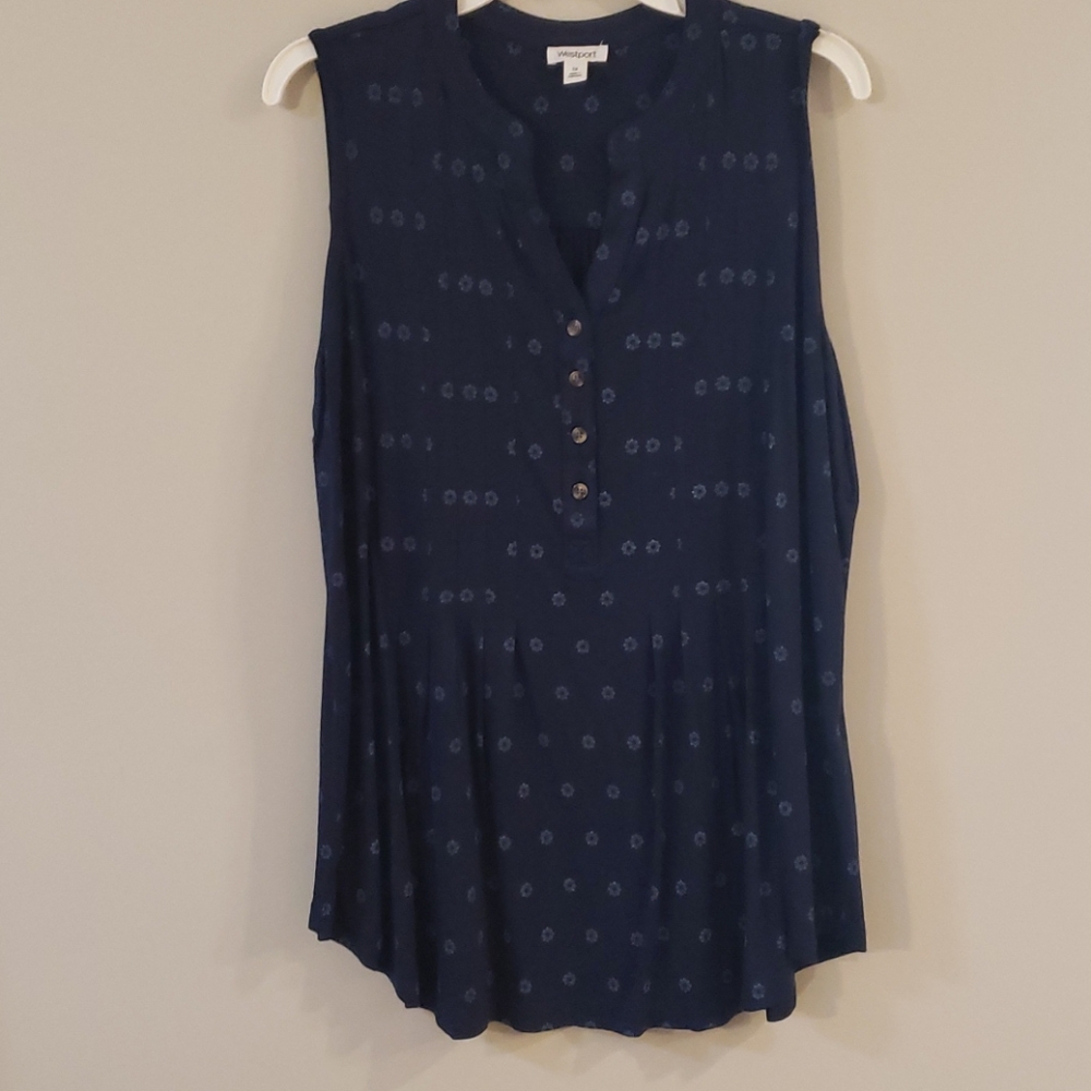 Dark blue Westport popover tank